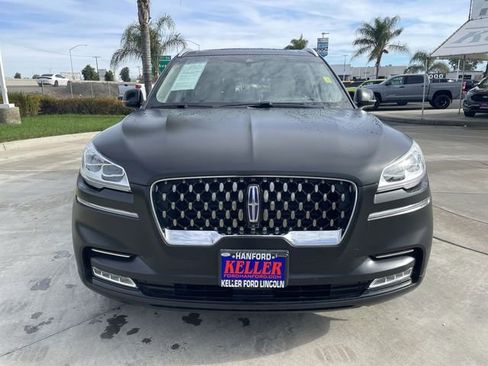 Used 2020 Lincoln Aviator Grand Touring w/ Equipment Group 302A image 3