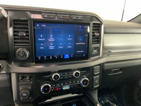 Used 2024 Ford F350 Platinum w/ FX4 Off-Road Package image 23