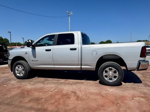 New 2025 RAM 2500 Big Horn image 9