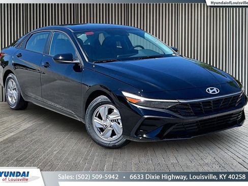 New 2026 Hyundai Elantra SE FWD image 1