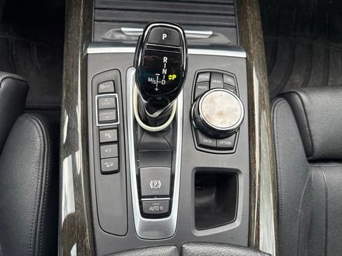 Used 2015 BMW X5 xDrive50i AWD/4WD image 17