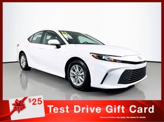 Used 2025 Toyota Camry LE video 1