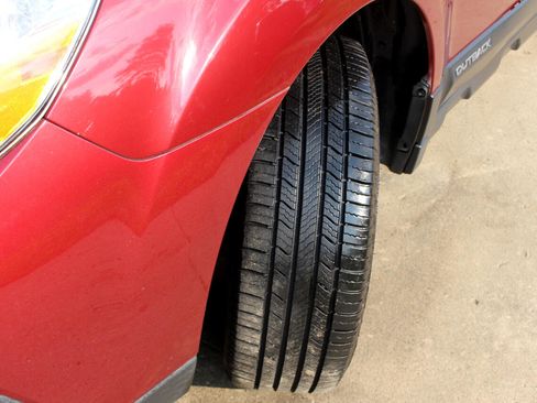 Used 2014 Subaru Outback 2.5i w/ Alloy Wheel Package image 41