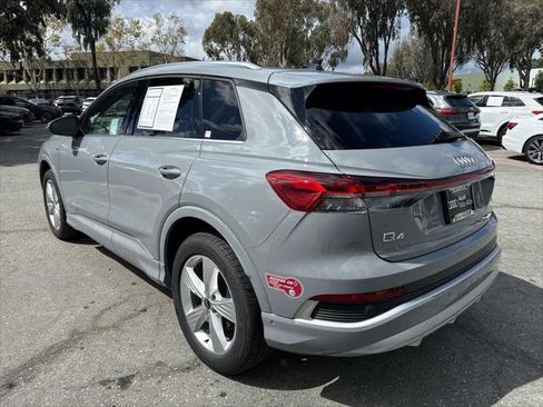 Used 2023 Audi Q4 e-tron Premium Plus w/ Premium Plus AWD/4WD image 4