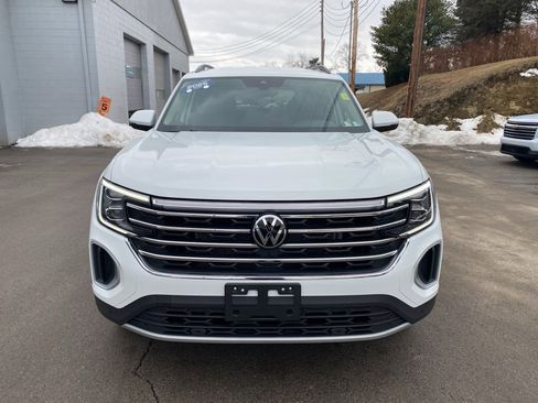 Used 2025 Volkswagen Atlas SE image 8