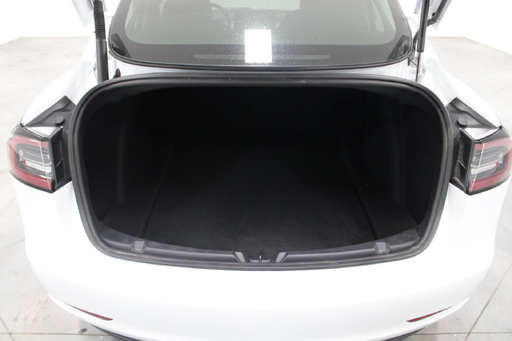 Used 2023 Tesla Model 3 Standard Range RWD image 14