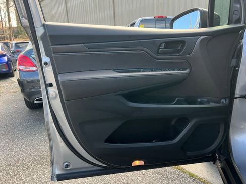 Used 2020 Honda Odyssey EX image 10