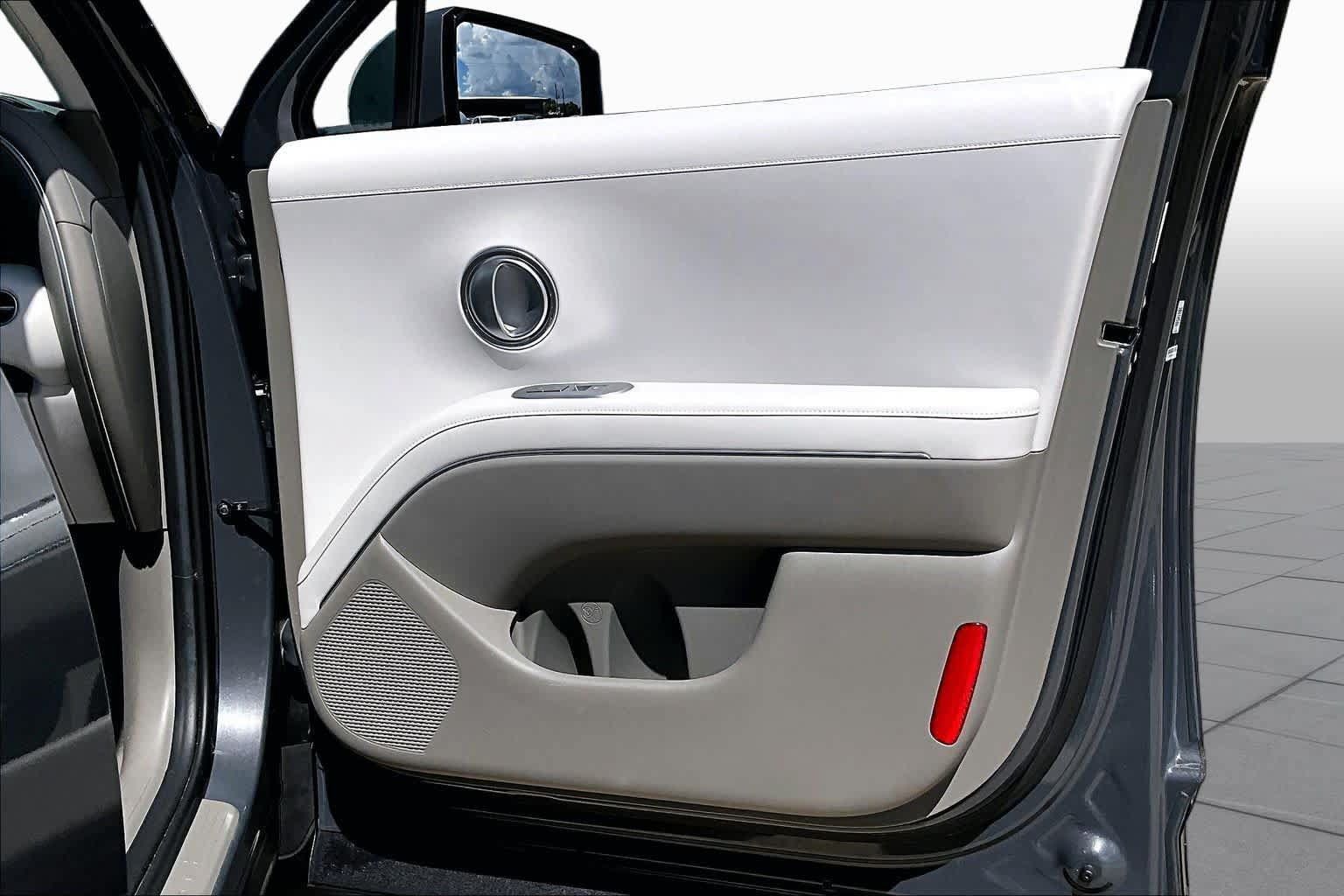 Used 2026 Hyundai Palisade SEL FWD image 23