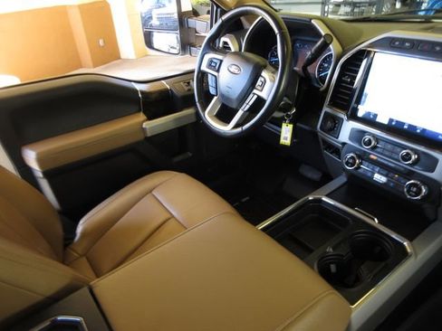 Certified 2022 Ford F350 Lariat w/ Lariat Value Package image 23