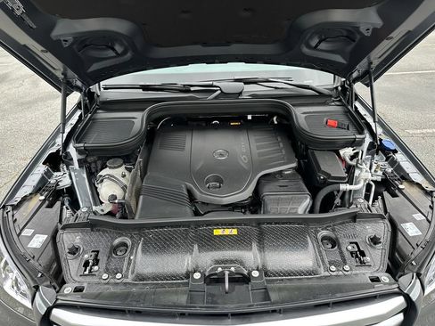 Used 2026 Mercedes-Benz GLS 450 4MATIC image 26