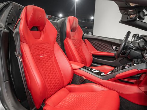 Used 2016 Lamborghini Huracan LP 610-4 image 21