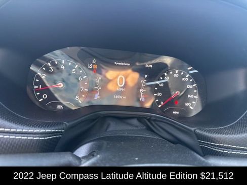 Used 2022 Jeep Compass Latitude w/ Convenience Group AWD/4WD image 19