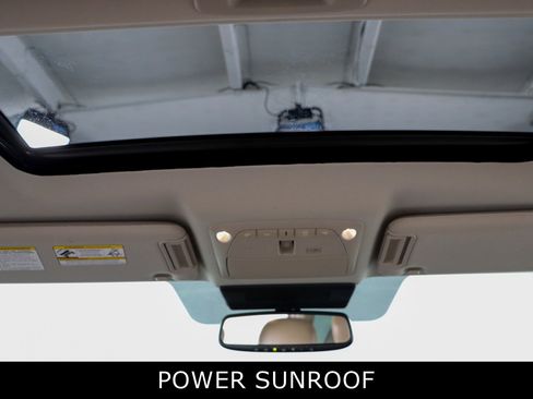 Used 2022 Nissan Armada SL w/ Captain's Chairs Package image 22