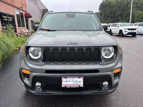 Used 2021 Jeep Renegade Latitude AWD/4WD image 2
