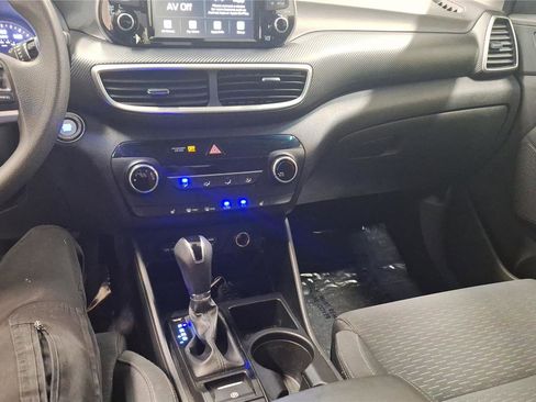 Used 2020 Hyundai Tucson Value FWD image 17