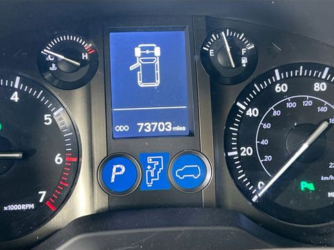 Used 2019 Lexus GX 460 image 12