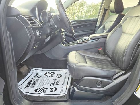 Used 2016 Mercedes-Benz GLE 350 GLE 350 Sport Utility 4D w/ Premium Package image 13