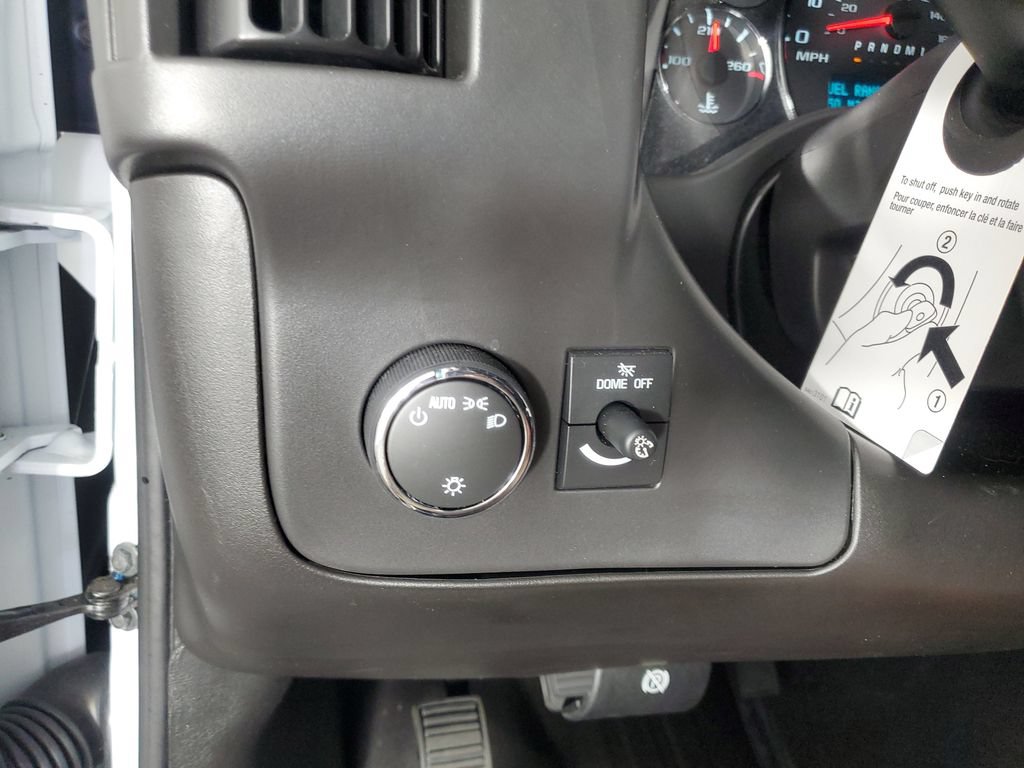 New 2026 Chevrolet Express 2500 Extended w/ Communications Package RWD image 28