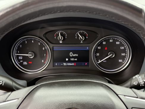 Used 2020 Buick Enclave Essence w/ Sport Touring Edition image 18