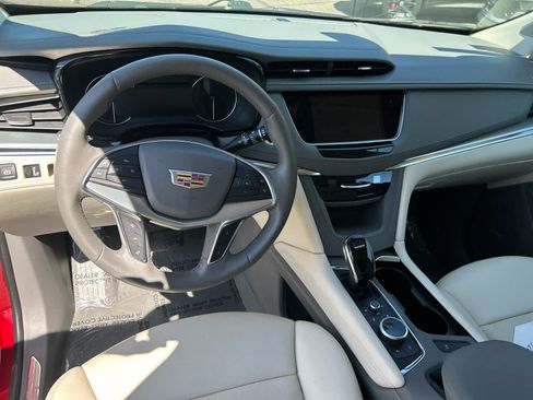 Used 2021 Cadillac XT5 Premium Luxury AWD/4WD image 14