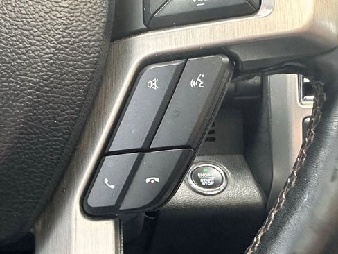 Used 2021 Ford F450 Platinum w/ FX4 Off-Road Package image 32