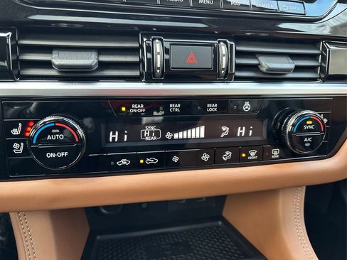 New 2025 Nissan Pathfinder Platinum w/ Lighting Package (N92) image 34