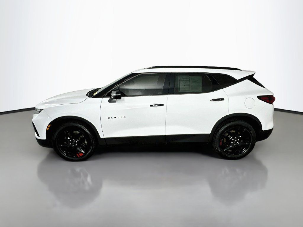 Used 2020 Chevrolet Blazer LT w/ Redline Edition FWD image 4