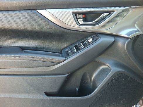 Used 2023 Subaru Crosstrek 2.5i Limited w/ Moonroof Package image 13