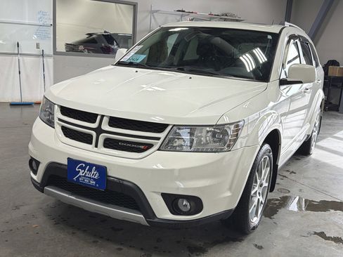 Used 2013 Dodge Journey R/T w/ Flexible Seating Group image 3