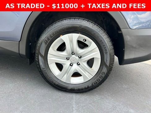 Used 2013 Toyota RAV4 LE FWD image 10