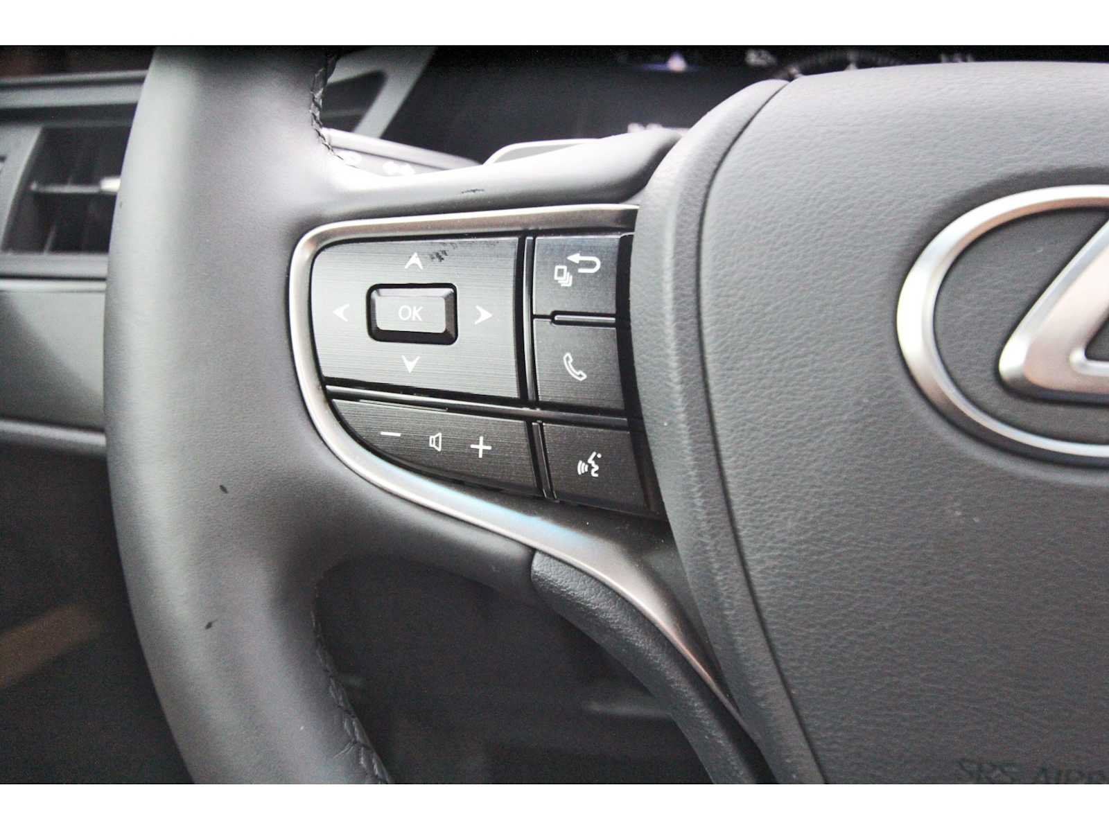 Used 2022 Lexus ES 350 w/ Premium Package FWD image 14
