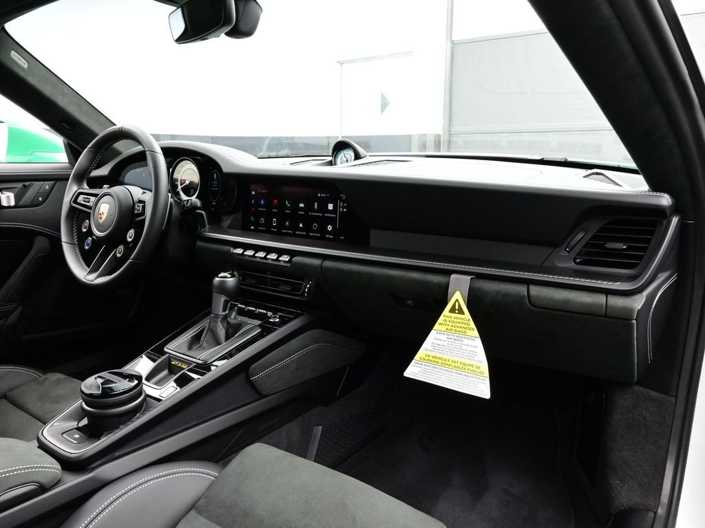 Certified 2025 Porsche 911 GT3 RS RWD image 14