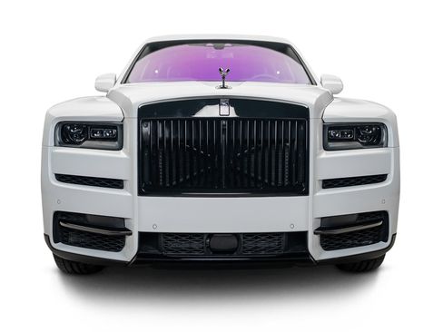 Used 2023 Rolls-Royce Cullinan Black Badge w/ Dark Exterior Package AWD/4WD image 8