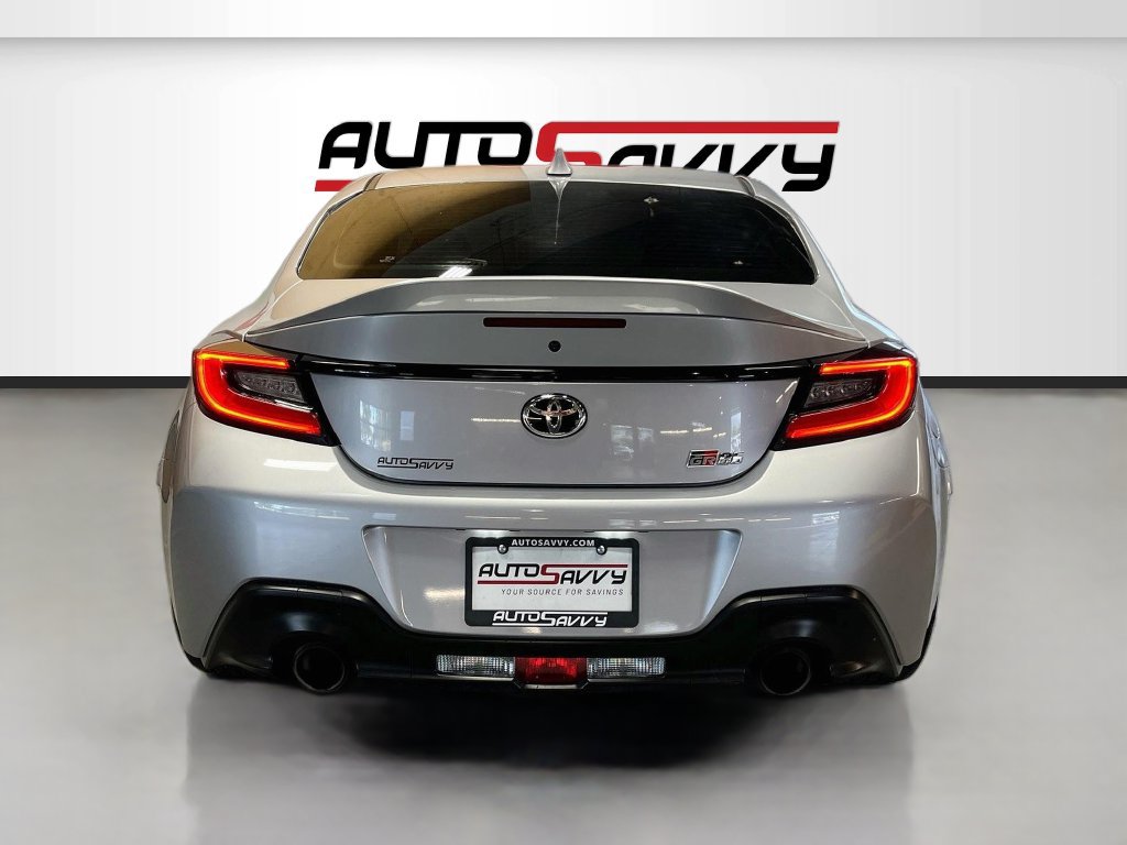 Used 2022 Toyota GR86 Premium w/ ALL Weather Mat Package (TMS) RWD image 6