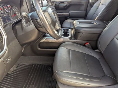 Certified 2022 Chevrolet Silverado 1500 LTZ w/ LTZ Premium Package image 27