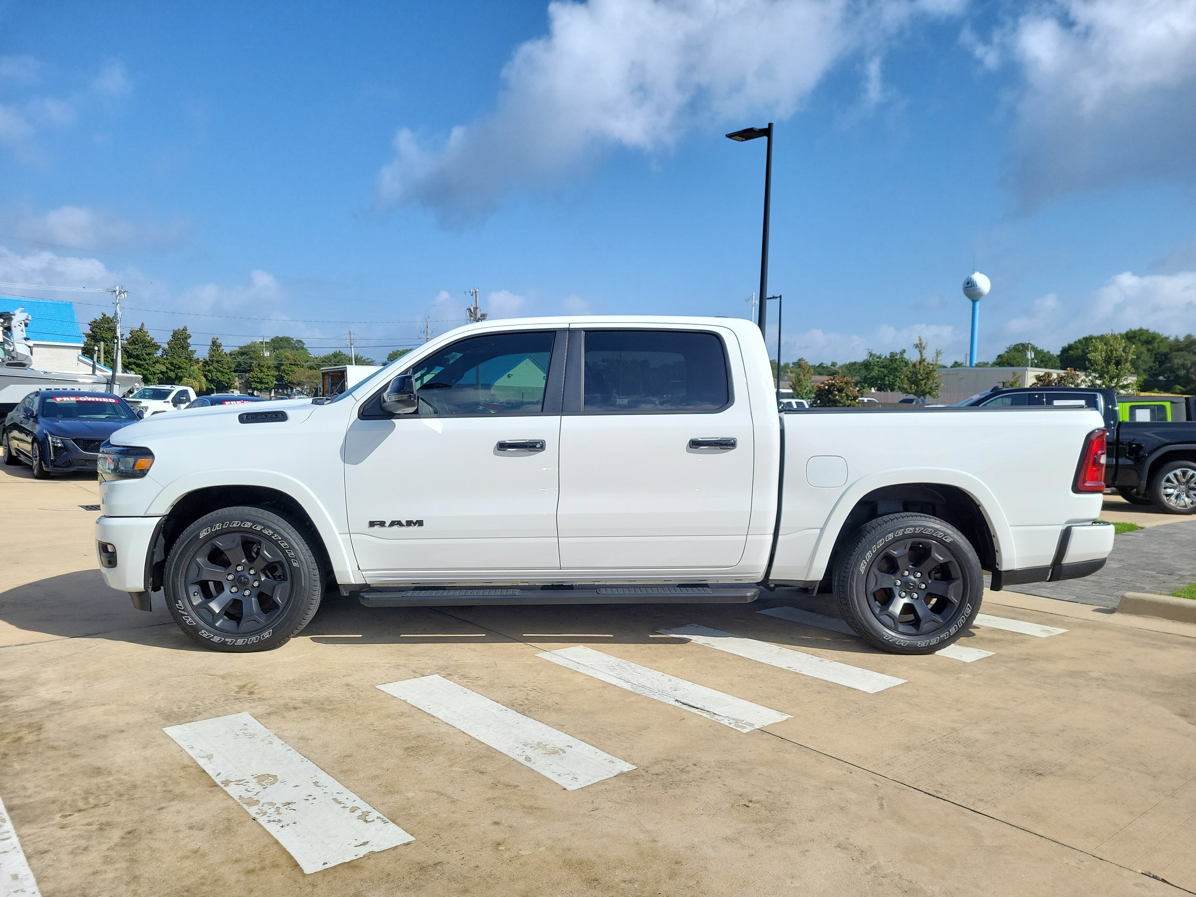 Used 2025 RAM 1500 Lone Star AWD/4WD image 2