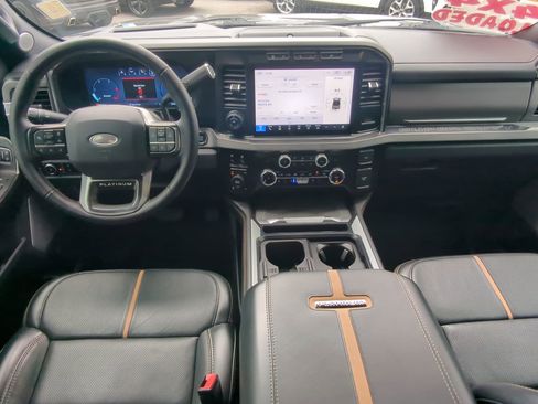 Used 2024 Ford F250 Platinum image 13