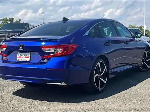 Used 2022 Honda Accord Sport image 12
