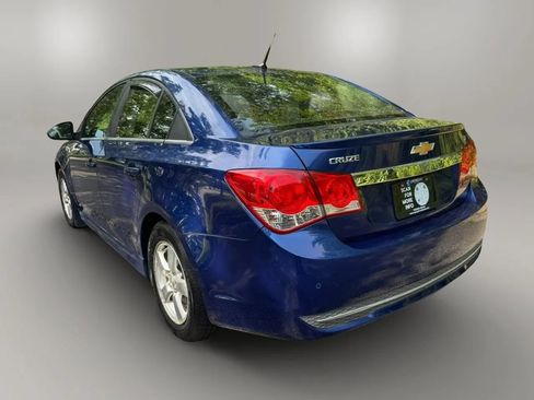 Used 2012 Chevrolet Cruze LT w/ RS Package FWD image 2
