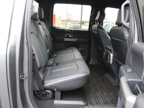 Used 2022 Ford F250 Platinum w/ FX4 Off-Road Package image 18