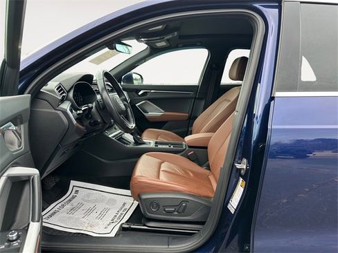 Used 2024 Audi Q3 2.0T Premium Plus image 9