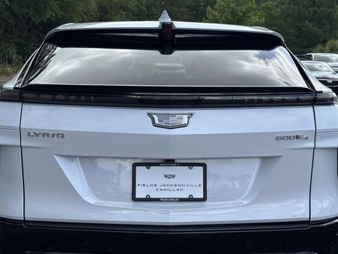 Certified 2026 Cadillac Lyriq Sport AWD/4WD image 10