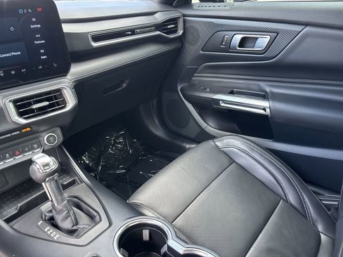 Used 2024 Ford Mustang GT Premium image 15