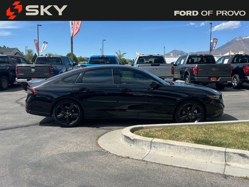 Used 2024 Honda Accord Sport image 4