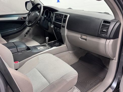 Used 2007 Toyota 4Runner Sport image 9