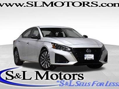 Used 2024 Nissan Altima 2.5 SV