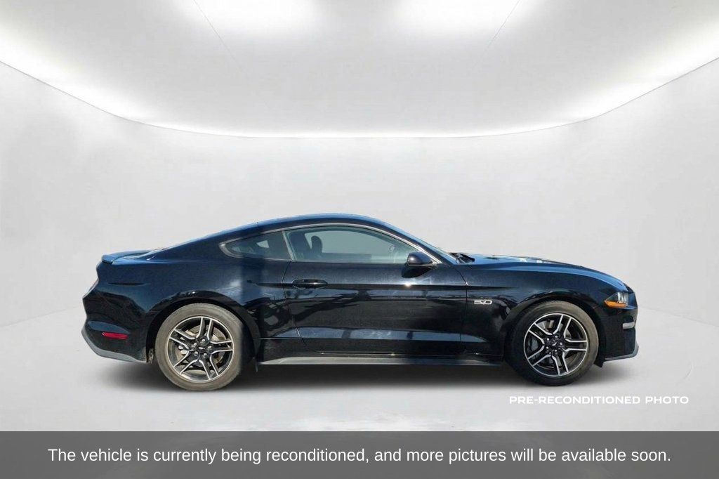Used 2020 Ford Mustang GT RWD image 4