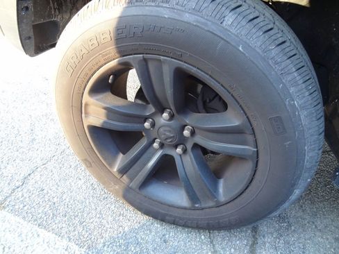 Used 2021 RAM 1500 Classic Warlock image 10