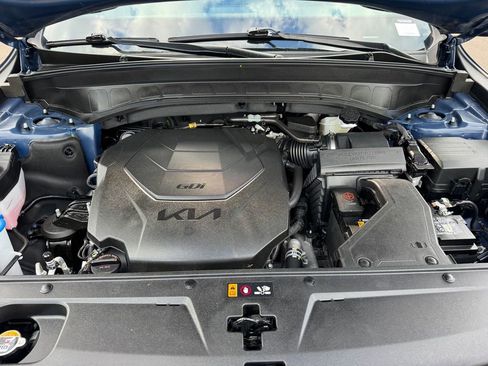 Used 2025 Kia Telluride S AWD/4WD image 17