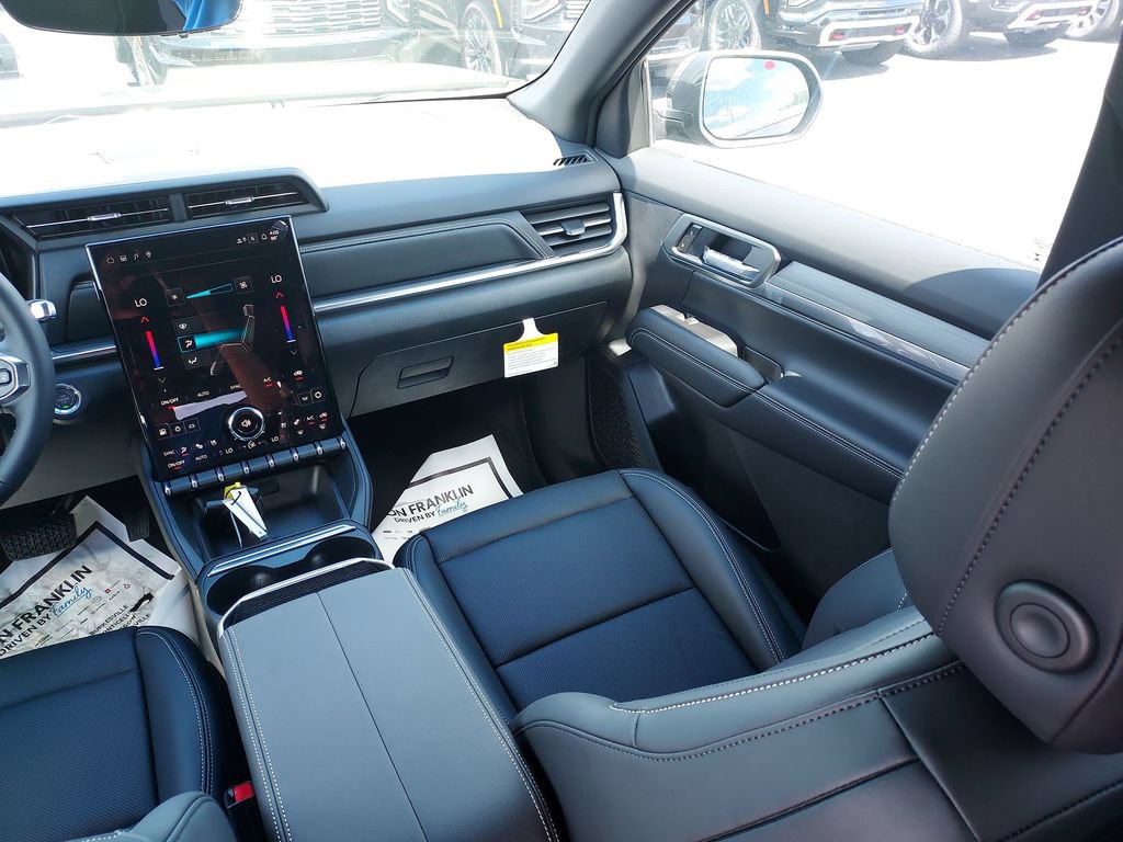New 2026 GMC Terrain Elevation w/ Elevation Premium Package AWD/4WD image 11